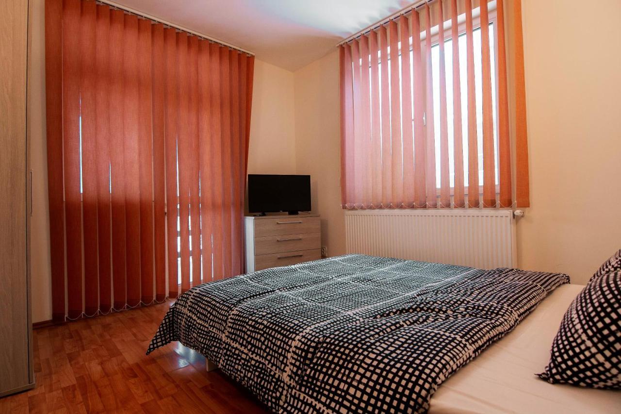 Privilegio 148 Sambata Sîmbăta de Sus Buitenkant foto