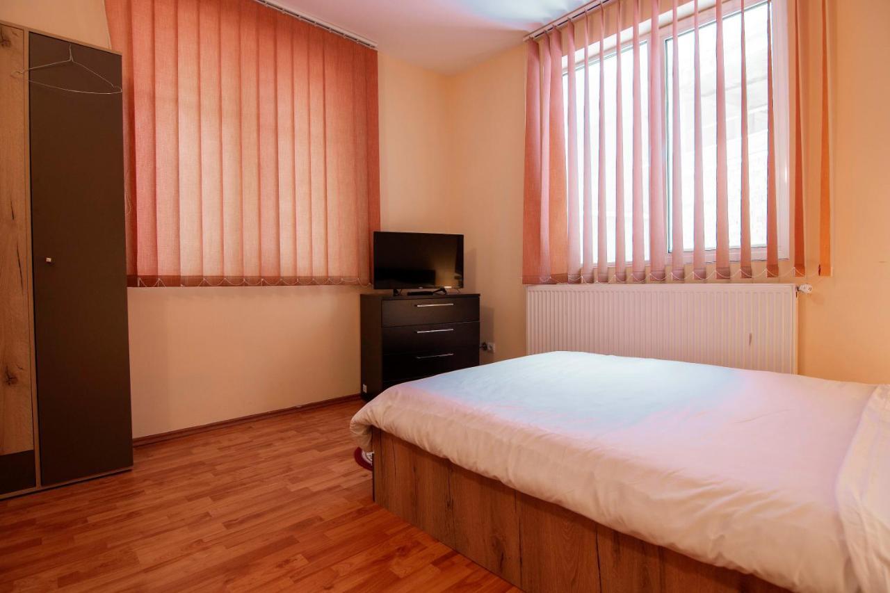 Privilegio 148 Sambata Sîmbăta de Sus Buitenkant foto